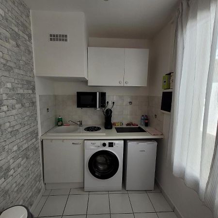 Appartement Spacieux 28M2 Avec Chambre Separee Issy-les-Moulineaux Eksteriør bilde